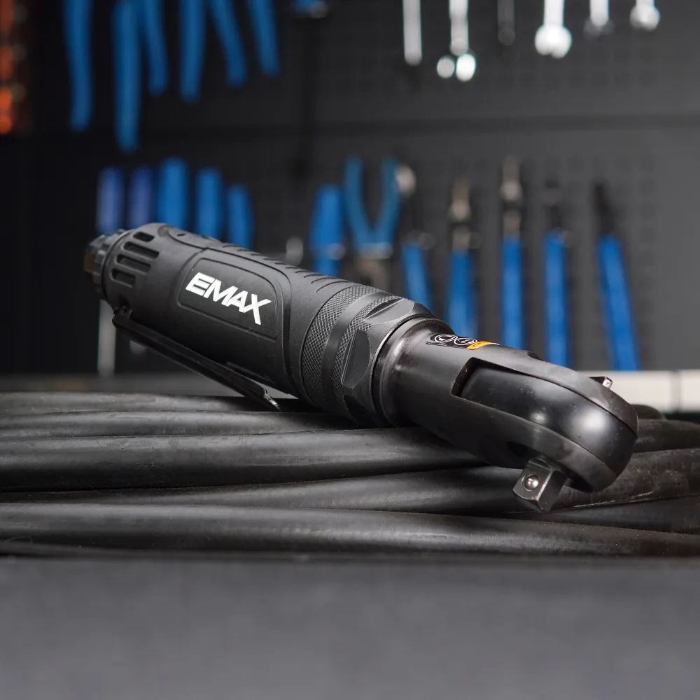 COMPOSITE 3/8" AIR RATCHET WRENCH, view 8