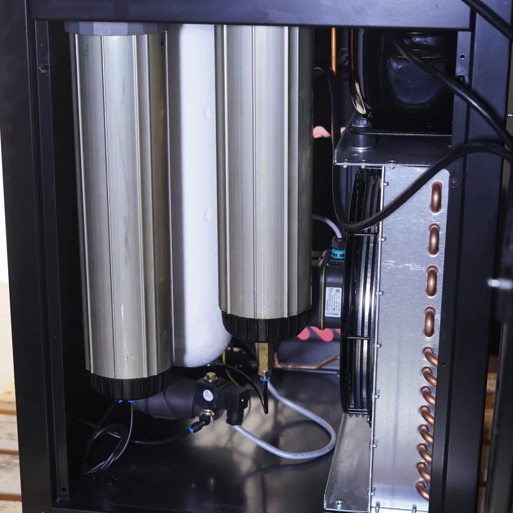 115CFM 115V Refrigerated Air Dryer w/ Built in Coalescing Filter and Auto drain, view 2