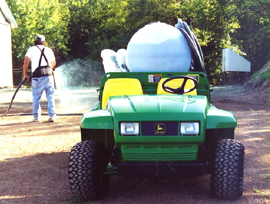 HS-100 Hydroseeder, view 4